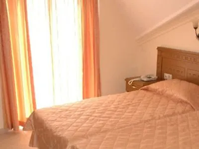 Otel Maris