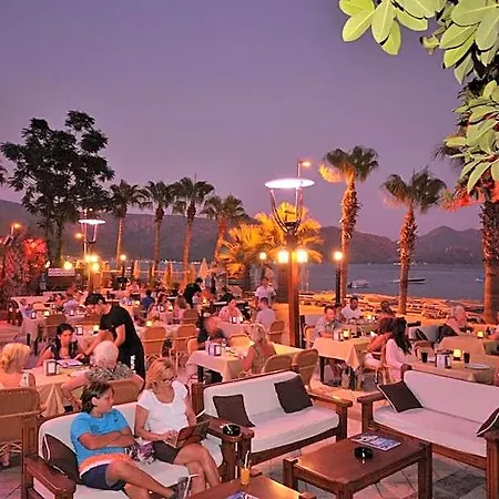 Maris Hotel